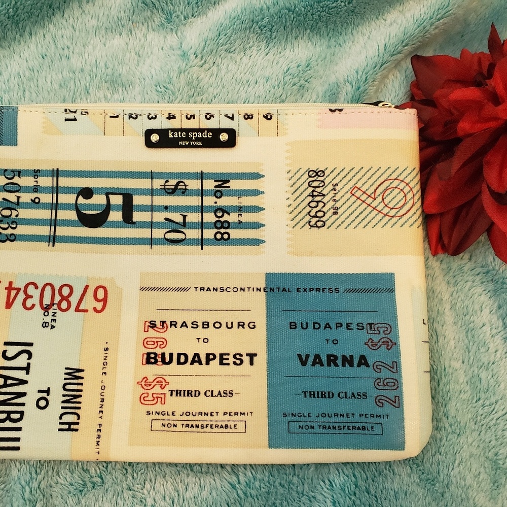 Kate spade like new pouch